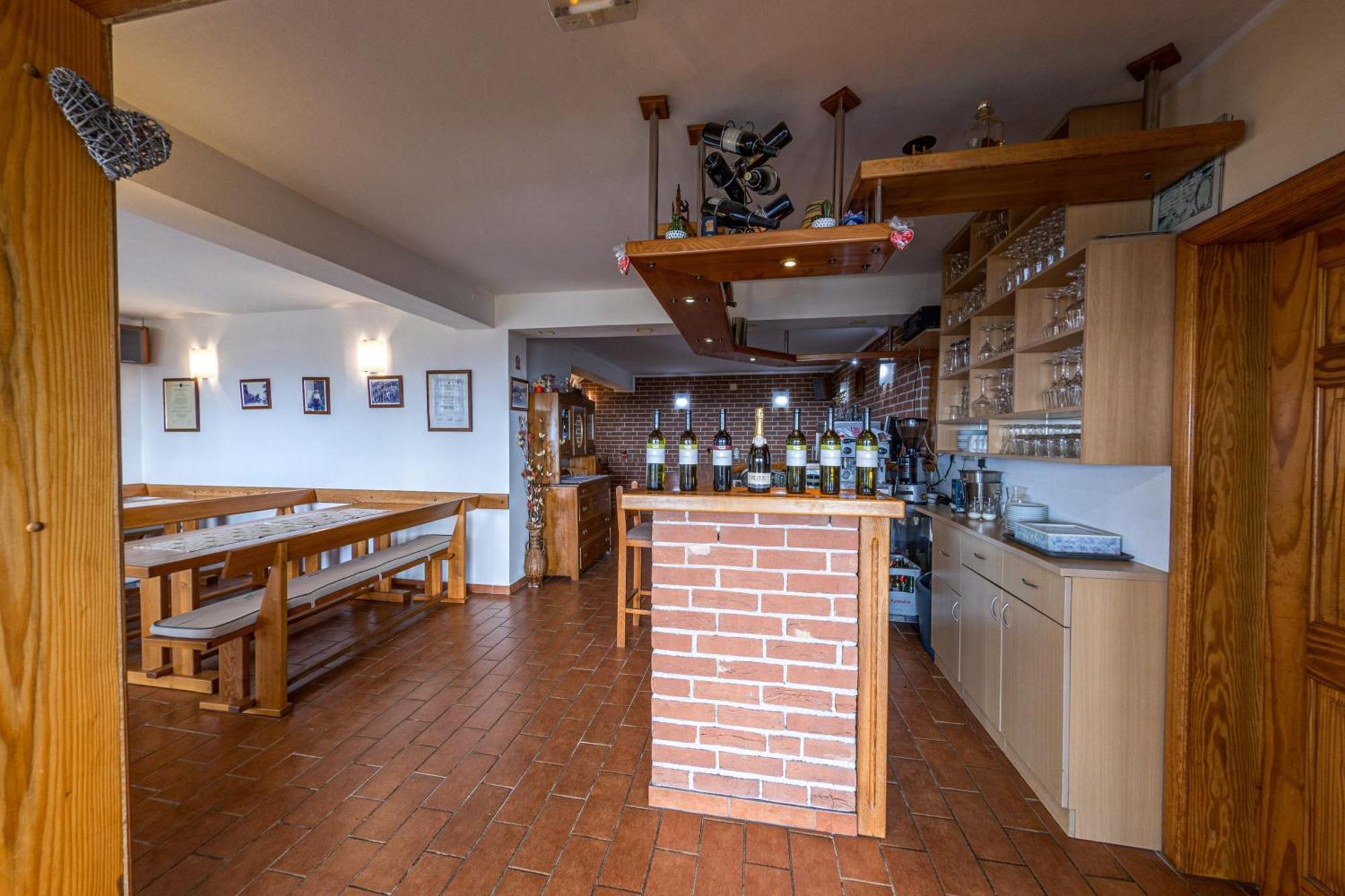Guesthouse Rezekov Podrum Jastrebarsko Dış mekan fotoğraf